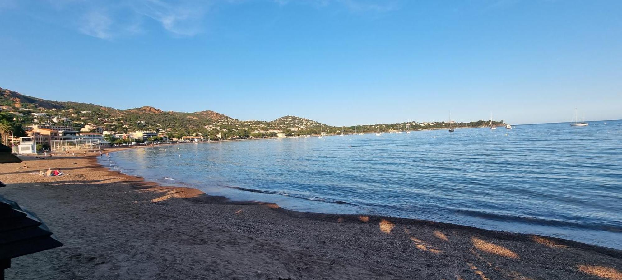 Agay Cap Esterel Village Allee Fleurs - F2 Clim Vue Golf Et Mer - Grande Terrasse Plein Sud Saint-Raphaël Dış mekan fotoğraf
