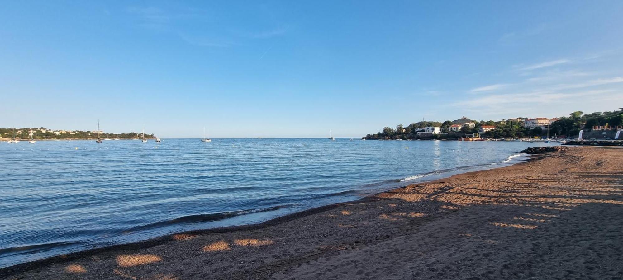 Agay Cap Esterel Village Allee Fleurs - F2 Clim Vue Golf Et Mer - Grande Terrasse Plein Sud Saint-Raphaël Dış mekan fotoğraf