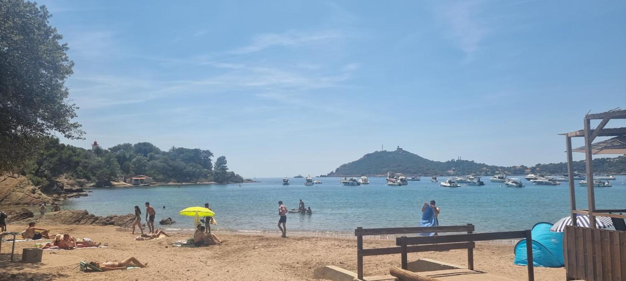 Agay Cap Esterel Village Allee Fleurs - F2 Clim Vue Golf Et Mer - Grande Terrasse Plein Sud Saint-Raphaël Dış mekan fotoğraf